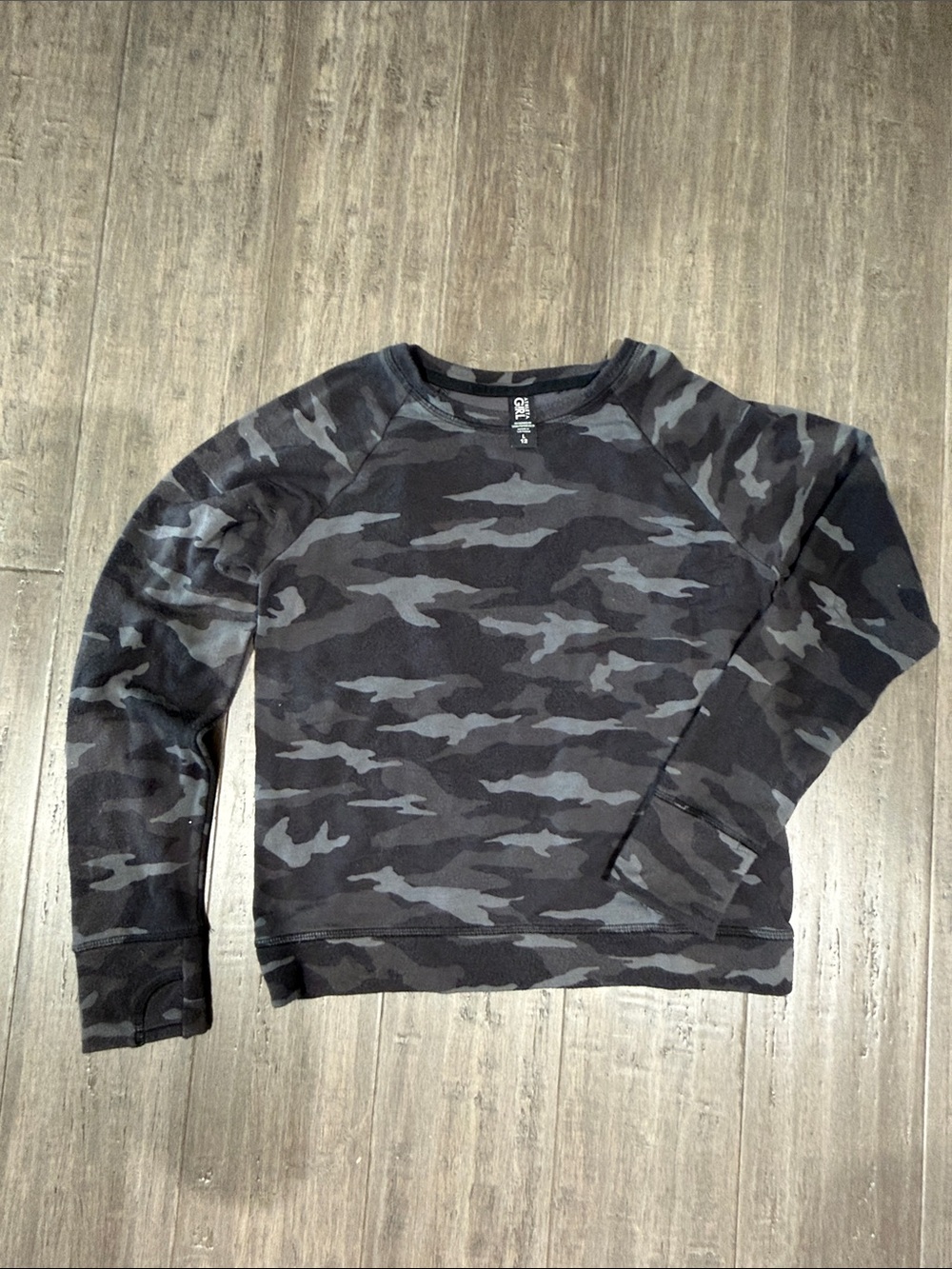 Athleta Kids Black & Gray Camo Crew Sweatshirt